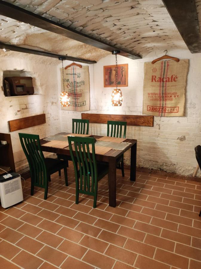 The Little White House Apartment Sibiu Exterior foto