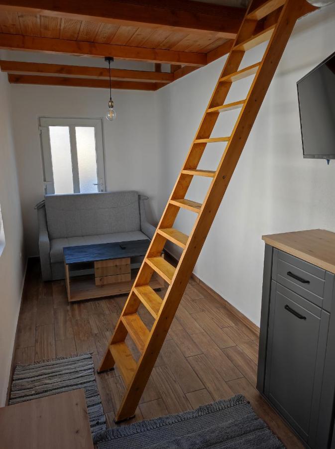 The Little White House Apartment Sibiu Exterior foto