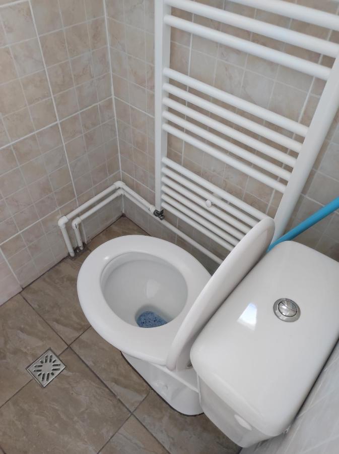 The Little White House Apartment Sibiu Exterior foto